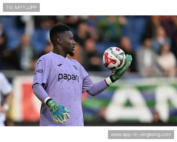 曼联签下19岁门将，兄弟齐聚卡林顿，奥纳纳夏窗或离队